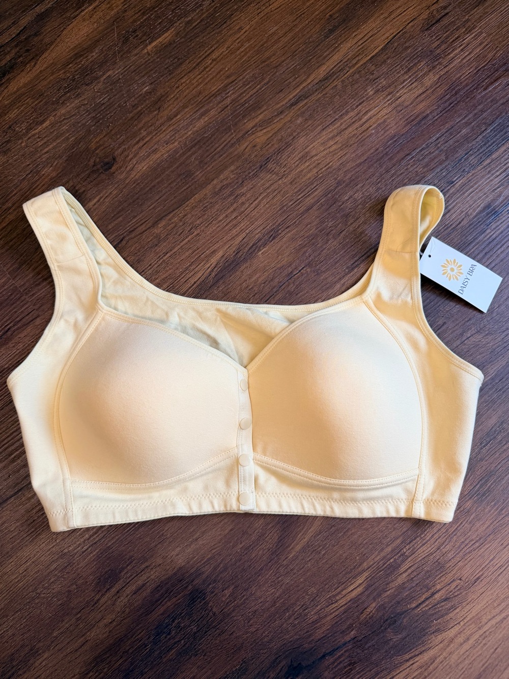 Daisy Soft Comfort Front‑Closure Bra in Pale Butter Yellow NWT